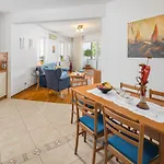 Sonja Apartament *